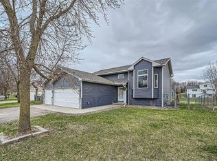 1107 3rd Ave SW, Isanti, MN 55040