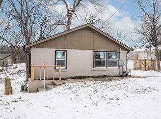 803 W Market St, Warrensburg, MO 64093