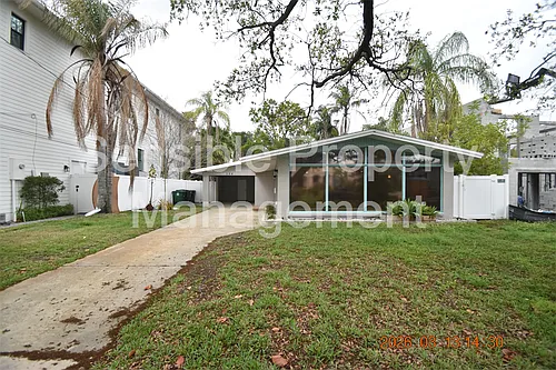 528 Suwanee Cir Photo 1