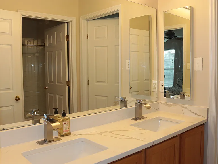 11125 Suffolk Dr — Photo 31