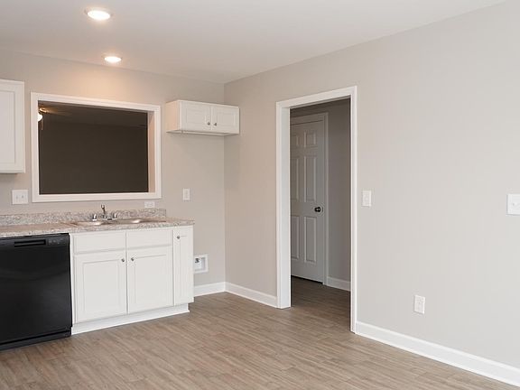 3rd image of 1517 Pine Brook Ct #B