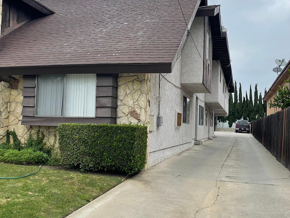 1st image of 1601 W Acacia St #2