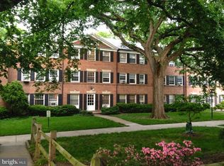 903 S Frederick St APT A, Arlington, VA 22204