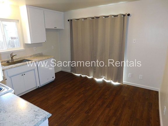 4th image of 4007 Myrtle Ave