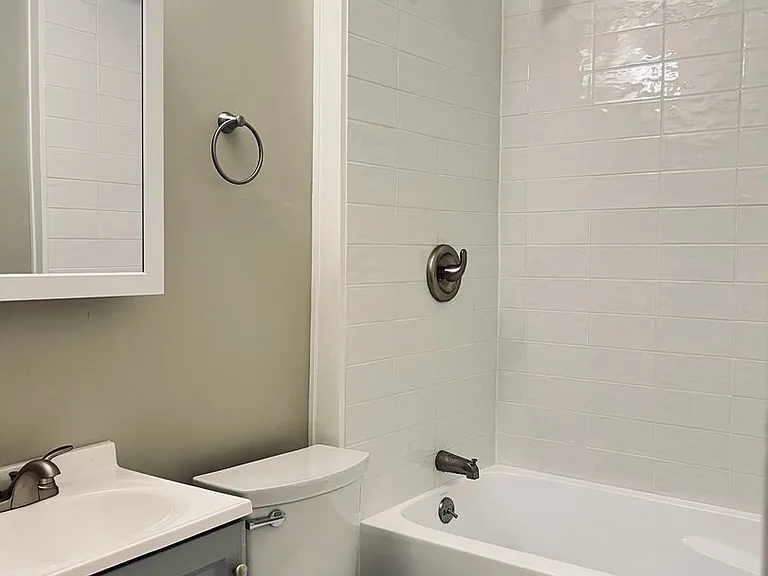4902-06 Itaska St #4904-25 — Photo 5