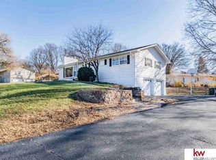 8005 Meredith Ave, Omaha, NE 68134