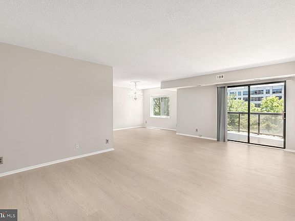 3rd image of 8340 Greensboro Dr APT 524