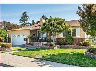 3 Meadow Ct, San Mateo, CA 94403
