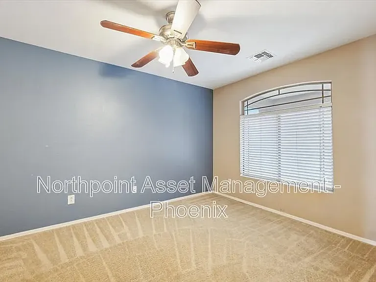 4906 N 113th Dr — Photo 19