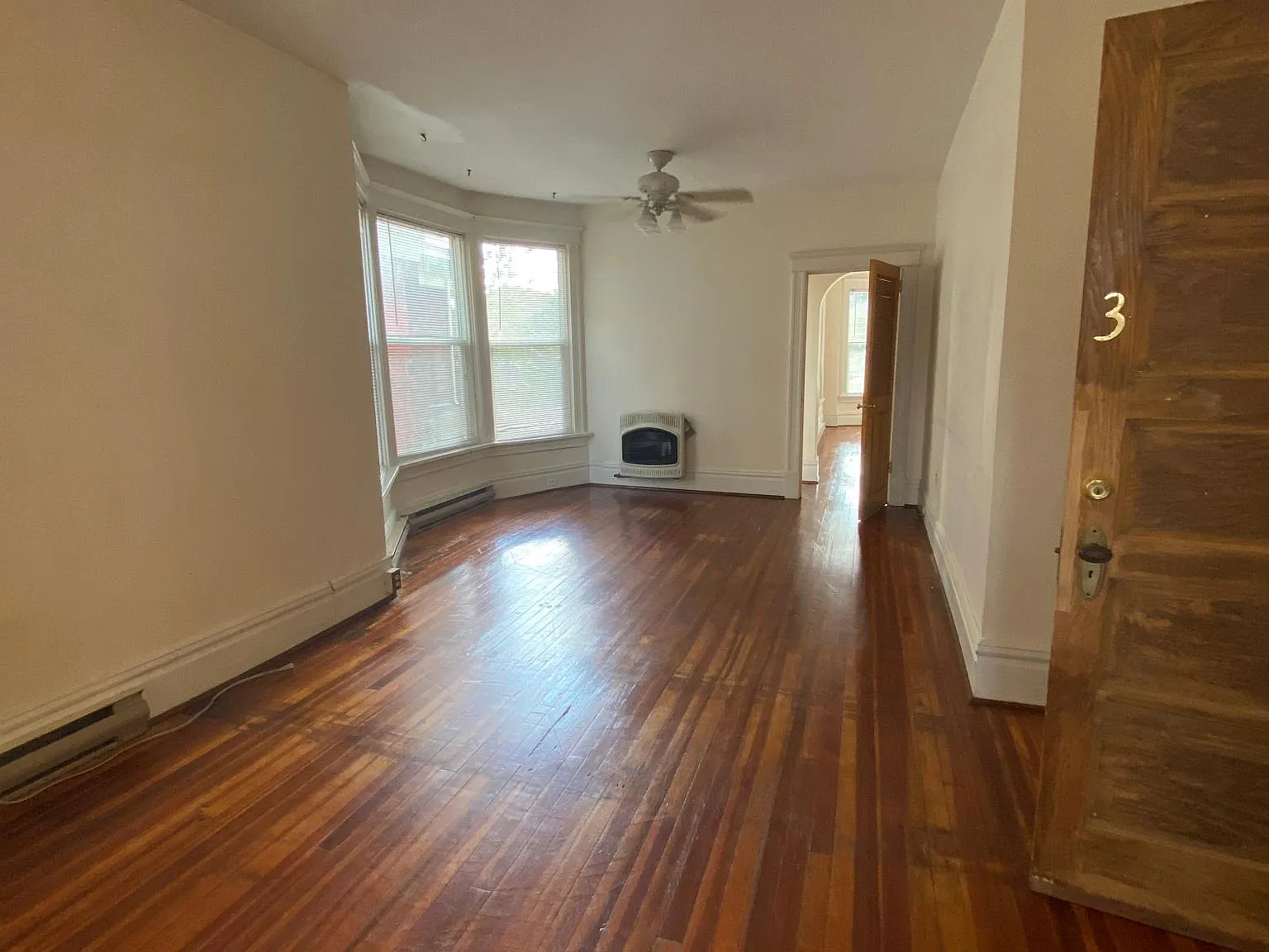 1 bed, 750 sqft, $1,149 — Photo 2