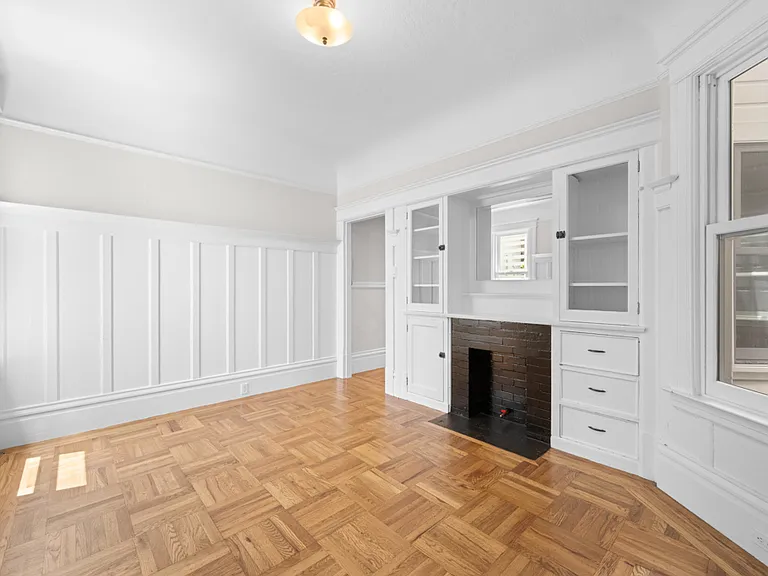 737 Waller St #737 — Photo 24