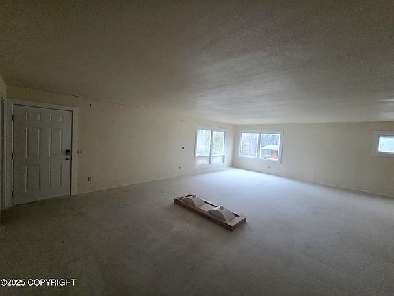2nd image of 2205 Barrow St