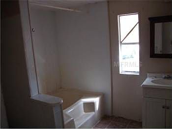 2nd image of 2800 Bay Ave