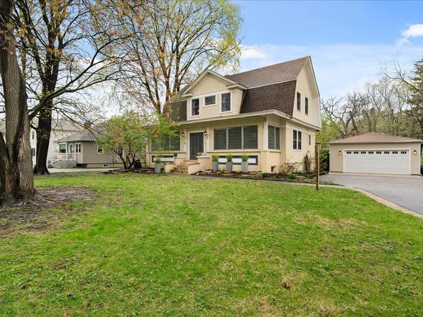 1107 S Batavia Ave, Batavia, IL 60510