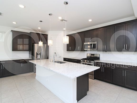 3rd image of 1130 E Armstrong Way