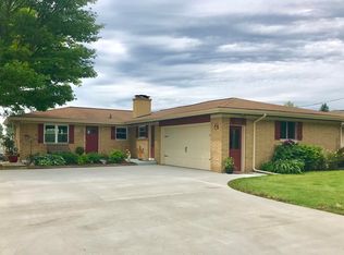 708 Fall St, Spring Lake, MI 49456