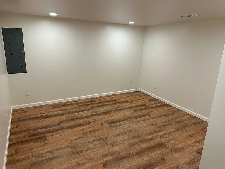 249 Bluegrass Ave — Photo 14