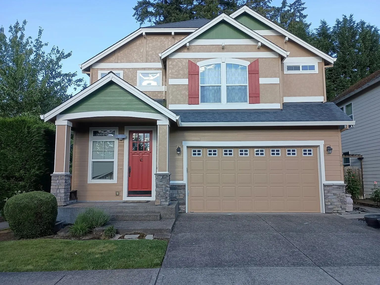 160 NE Porto Way — Photo 1