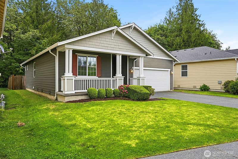2nd image of 8231 81st Drive NE