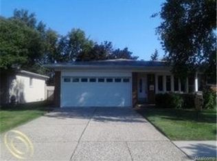 14627 Fina Dr, Warren, MI 48088