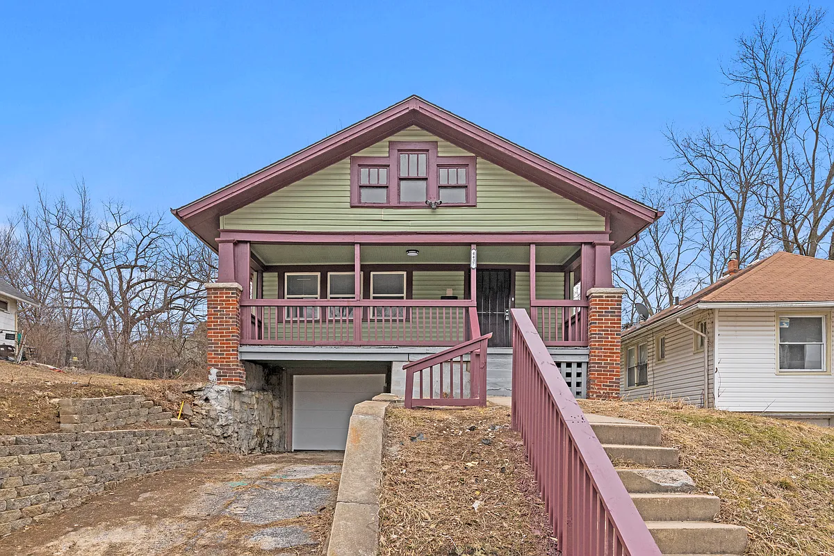 Building Photo - 4437 Wayne Ave