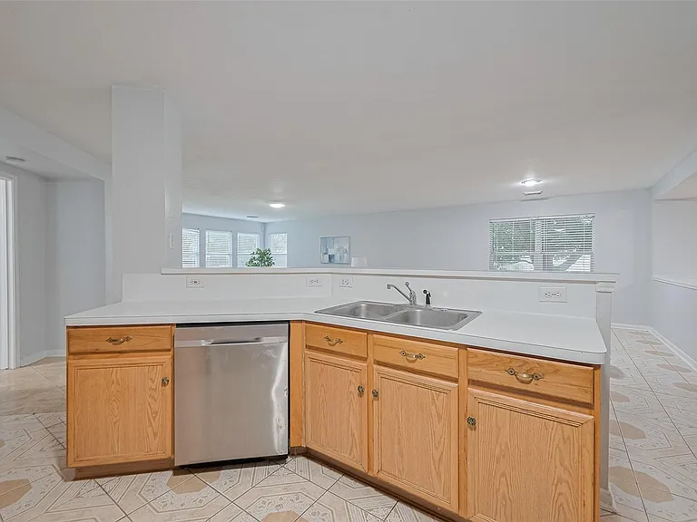 2123 Gable Hollow Ln — Photo 16