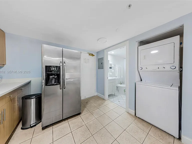 2951 S Bayshore Dr #215 — Photo 11
