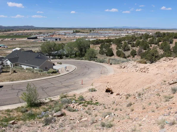 3277 W Cimarron Cir, Cedar City, UT 84720