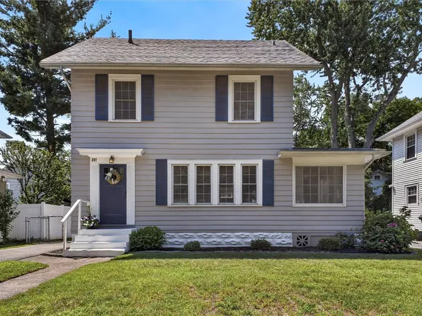 287 Versailles Rd, Rochester, NY 14621