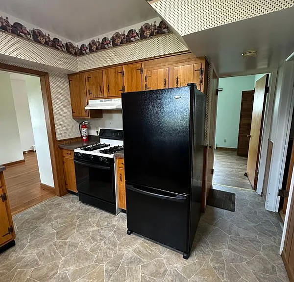 118 Central Ave #MAIN HOUSE — Photo 3