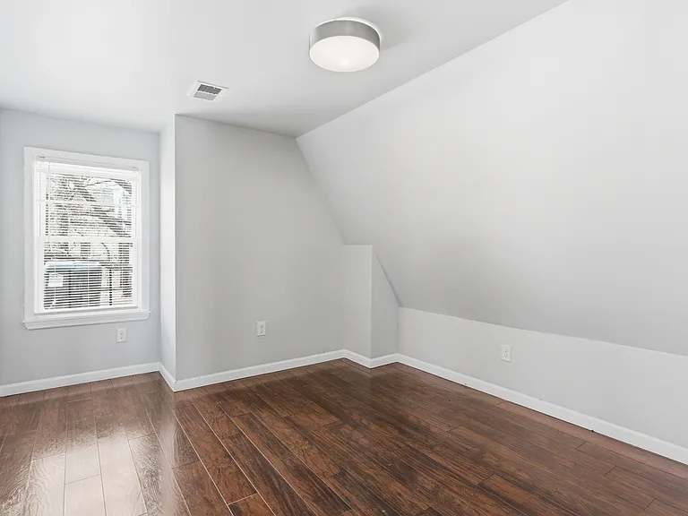 59-61 Farley Ave #3 — Photo 7