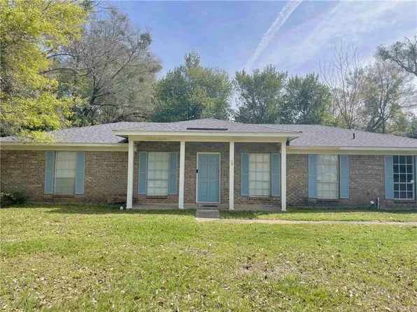 3050 Meadow Ln, Mobile, AL 36618