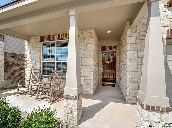 2nd image of 27411 Camino Tower