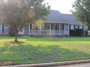 104 Bentley Way, Kathleen, GA 31047