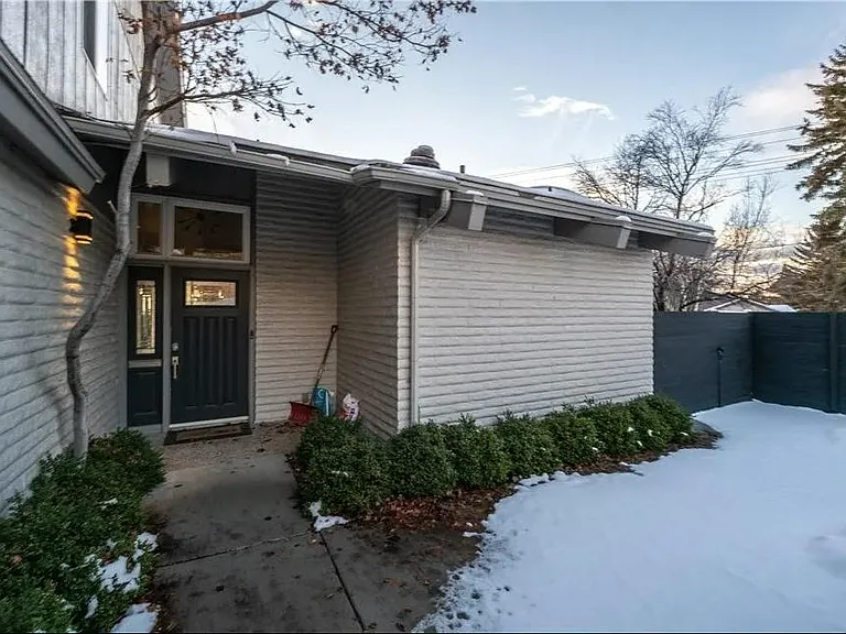 2660 E Parleys Way — Photo 26