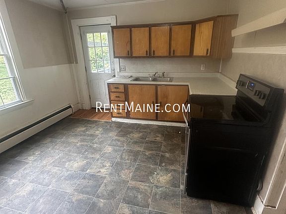 3rd image of 85 Church St #2