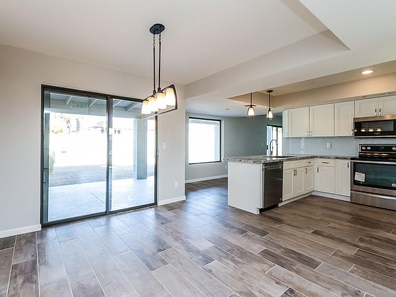 5th image of 14624 N Briarwood Dr