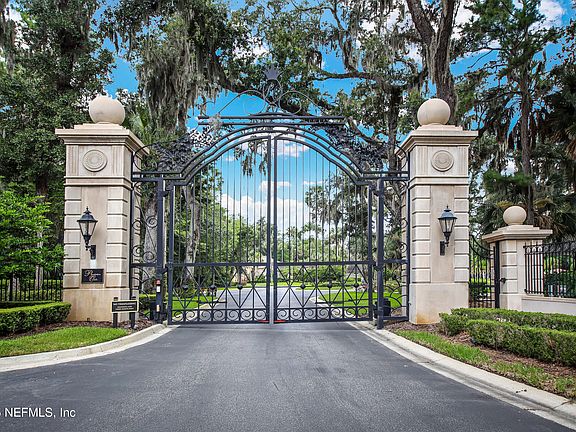 2nd image of 224 CLEARWATER Drive