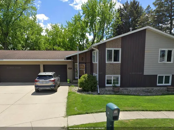 217 Howard St, Waupun, WI 53963