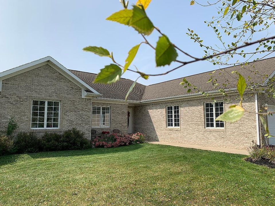 1st image of 213 Safari Dr