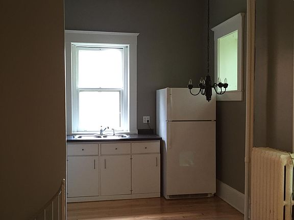 2nd image of 389 Portland Ave