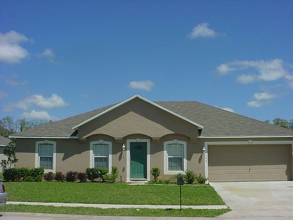 Beautiful 4 bed 2 bath!