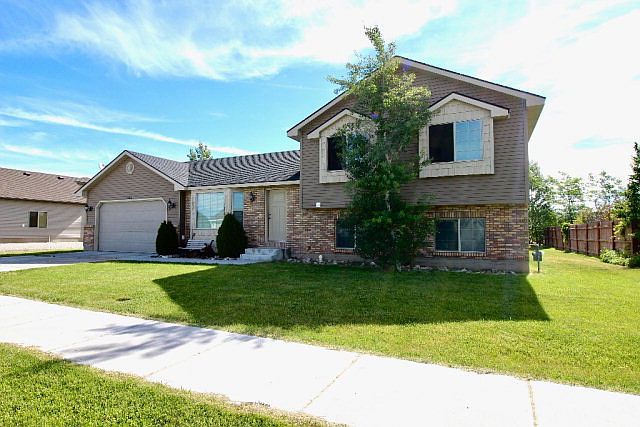 1st image of 2282 N Viola Dr