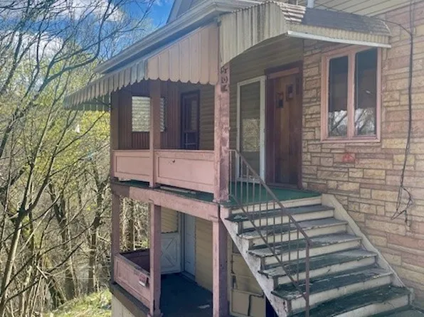 504 Chestnut St, Monessen, PA 15062
