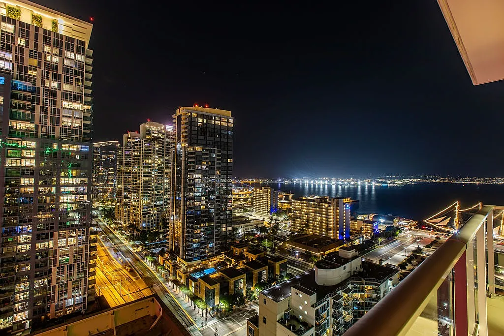 Ariel Suites — Photo 2
