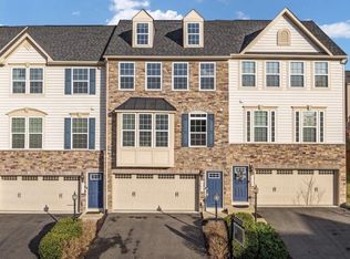 7753 Milton Cir, Gainesville, VA 20155