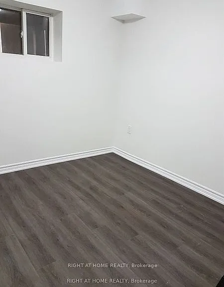 572 Murray Meadows Pl #- LOWER — Photo 3