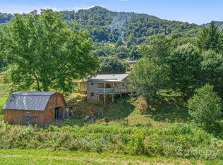 2542 Love Joy Rd, Canton, NC 28716