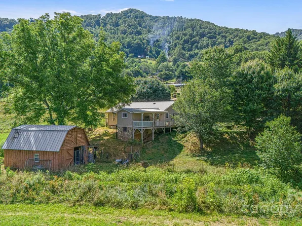 2542 Love Joy Rd, Canton, NC 28716