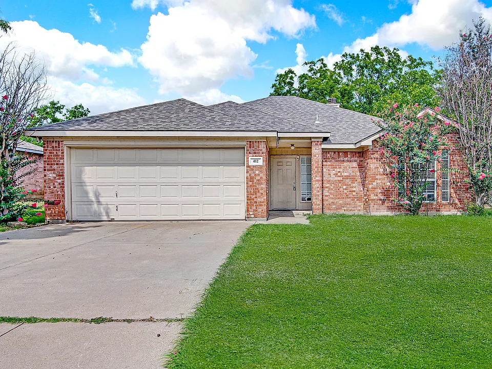 412 Dakota Dr